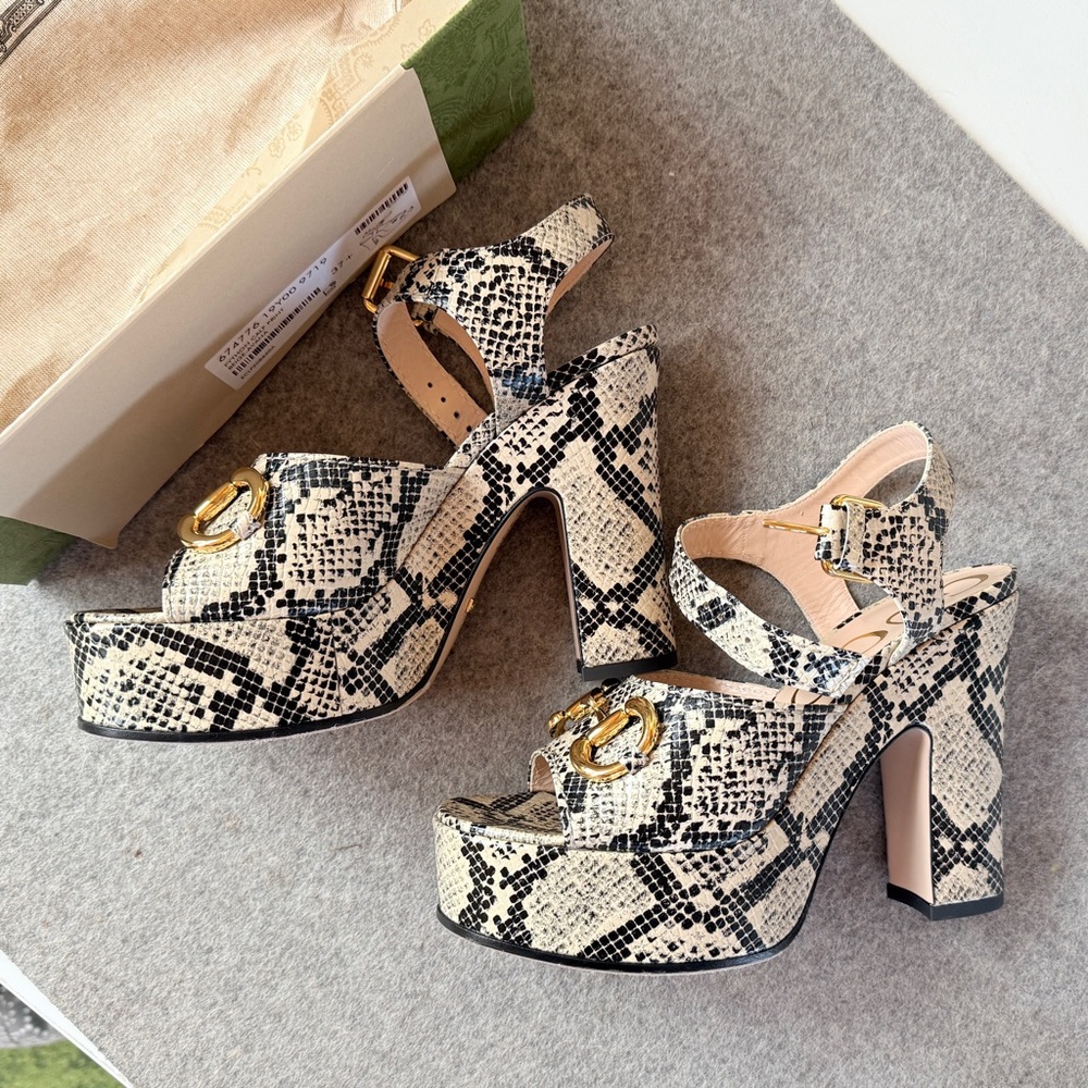 Gucci Women's Snakeskin Platform Sandals - Black and Cream - Picture 3 of 10
